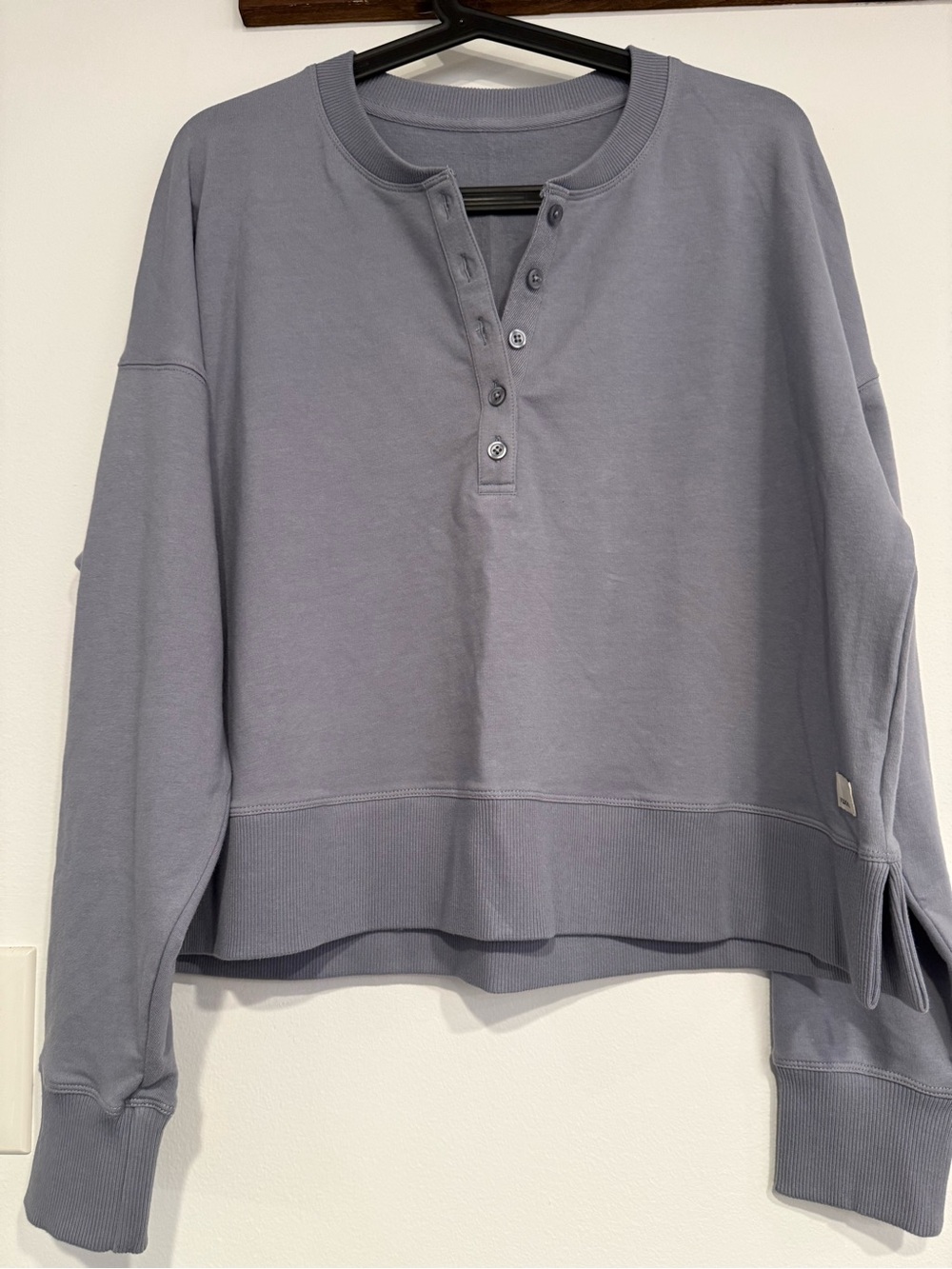 Vuori Crewneck Henley Sweatshirt in Slate Blue